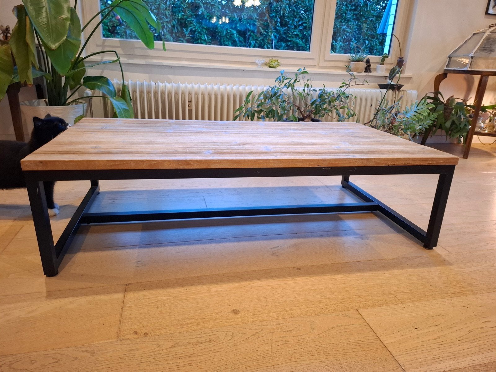 Salontafel, Ophalen