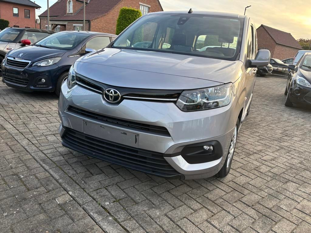 Toyota proace city navi airco verkocht, Auto's, Toyota, Voorwielaandrijving, Stof, Euro 6, 1199 cc