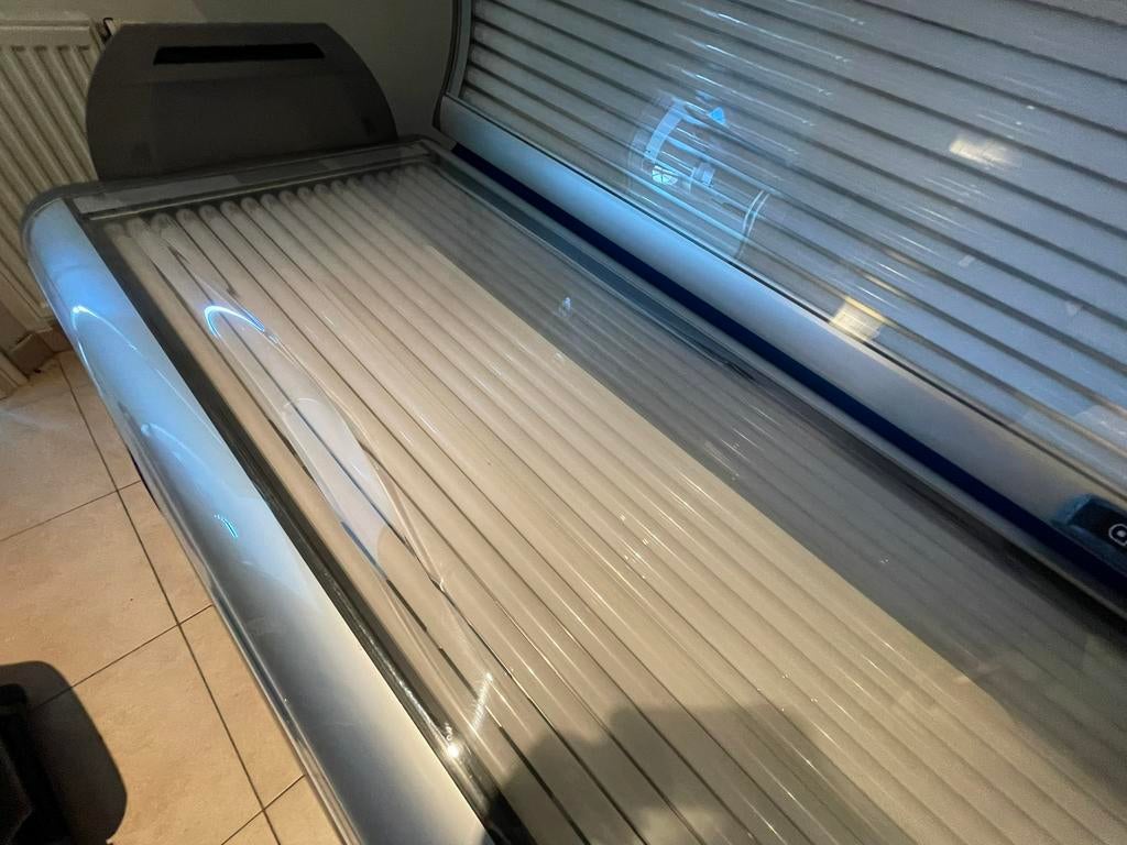 Zonnebank, Elektronische apparatuur, Zonnebanken en Gezichtsbruiners, Ophalen, Zo goed als nieuw