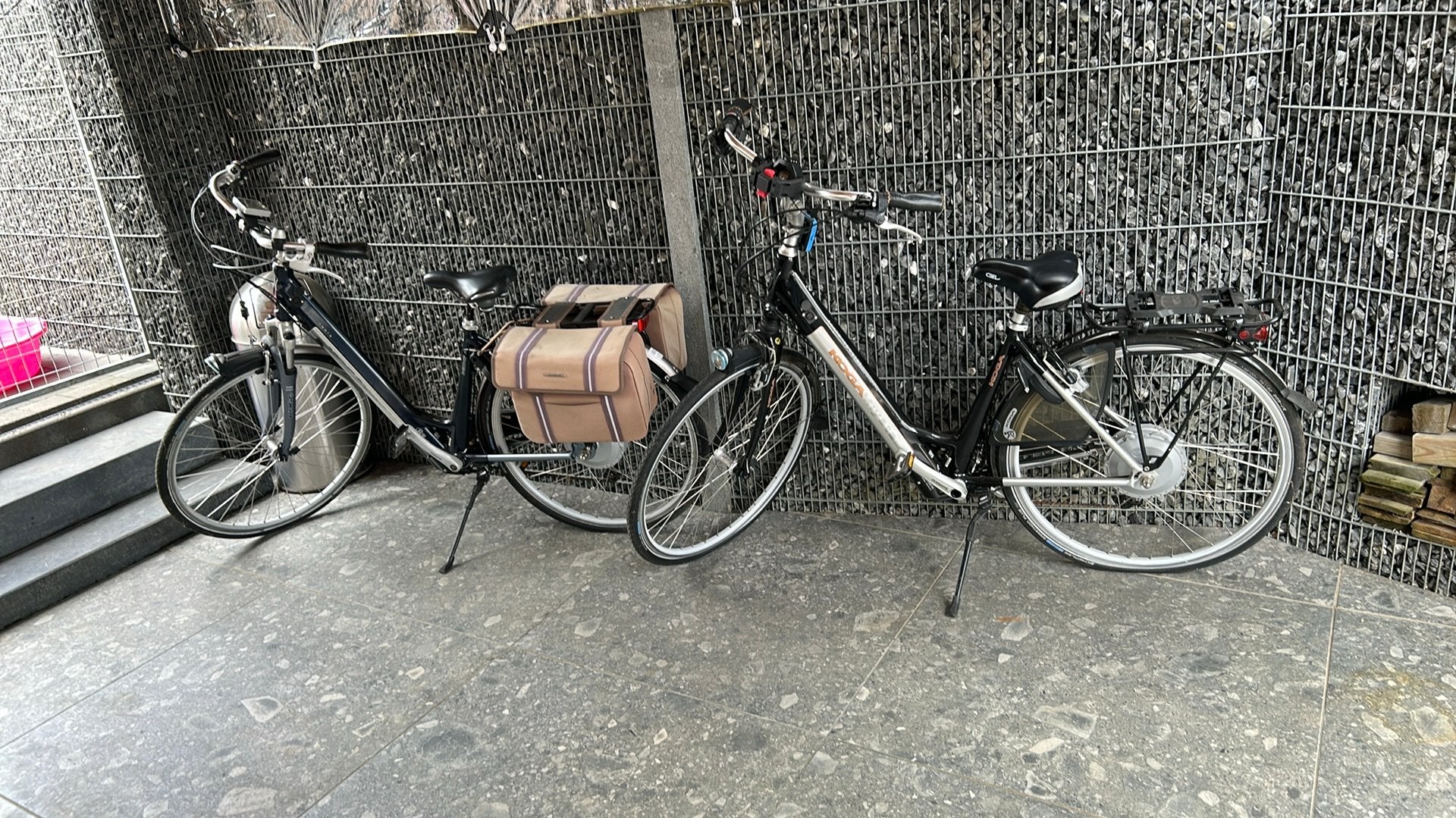 voor opmaak of onderdelen, Fietsen en Brommers, Elektrische fietsen, Ophalen, Zo goed als nieuw