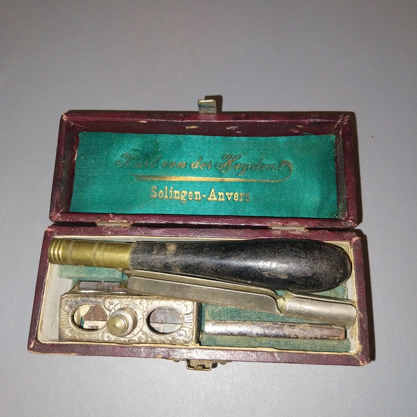 Antieke Solingen scheerset Van der Heyden Antwerpen, Antiek en Kunst, Antiek | Gereedschap en Instrumenten, Ophalen