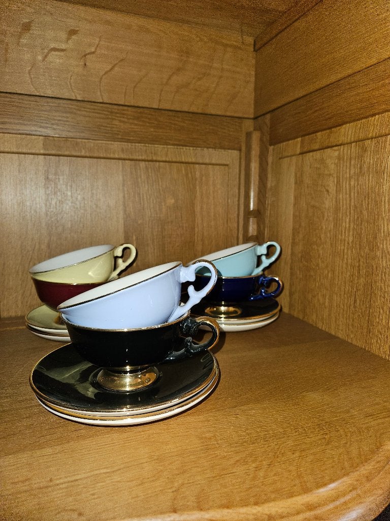 Servies, Ophalen, Zo goed als nieuw