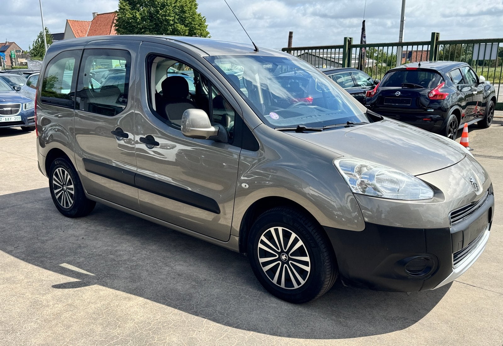 Peugeot Partner 1.6L Gasoline 2012, Autos, Euro 5, Achat, Isofix, Entreprise