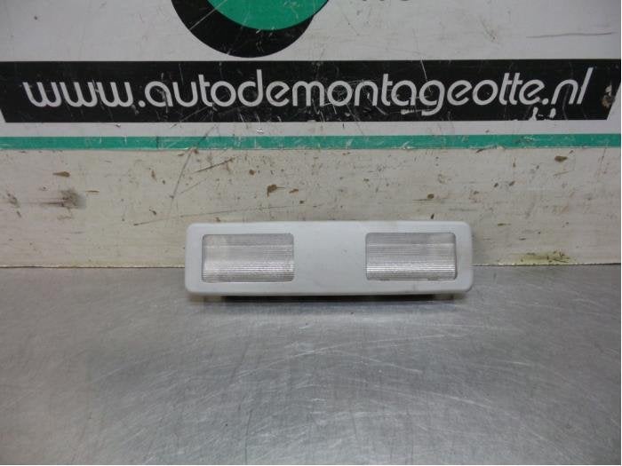 Eclairage intérieur avant d'un BMW 5-Serie (5-Serie 95-), -, Utilisé, -, Enlèvement ou Envoi