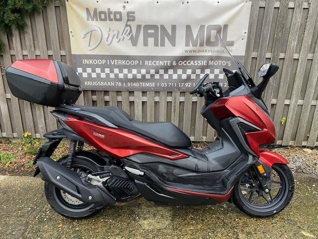 honda forza 125 ab bj 2022 zeer goed + opties, 125 cc, 11 kW of minder, Automaat, ABS