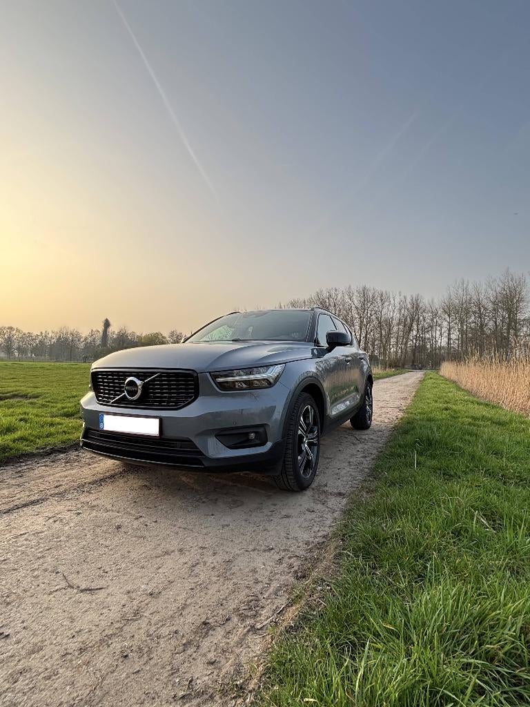 Volvo XC40 T5 Recharge R-Design, Overige kleuren, Leder, 5 zetels, 3 cilinders