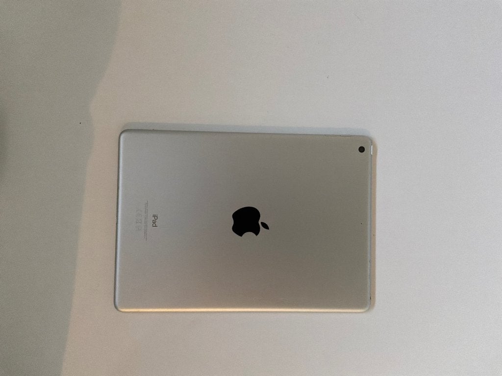 Ipad (6e generatie), Enlèvement ou Envoi, Apple iPad, 10 pouces, Utilisé