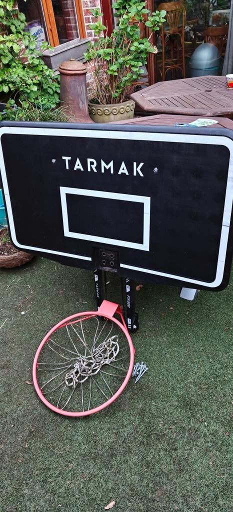 TARMAK verstelbaar basketboard met ring en muurbeugel, Ophalen, Gebruikt, Ring, Bord of Paal