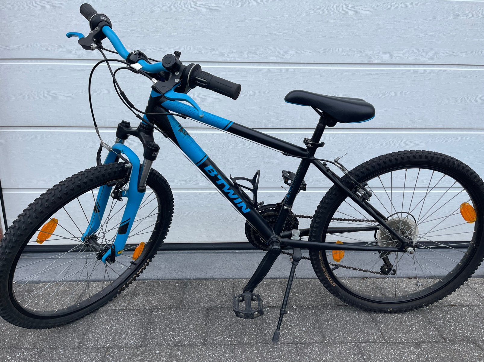 B Twin rockrider 500 ( 24 pouces ), Ophalen, Zo goed als nieuw, 24 inch, Versnellingen
