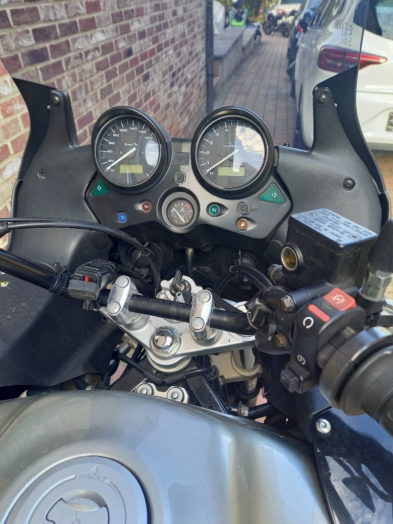 honda varadero 1000 met schade, Motoren, 2 cilinders, Particulier, 1000 cc, Enduro
