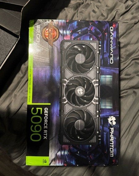RTX 5090 - GAINWARD - Phantom, Schmelzer Str. 30 47877, Willich, Ophalen of Verzenden, Zo goed als nieuw, PCI-Express 5