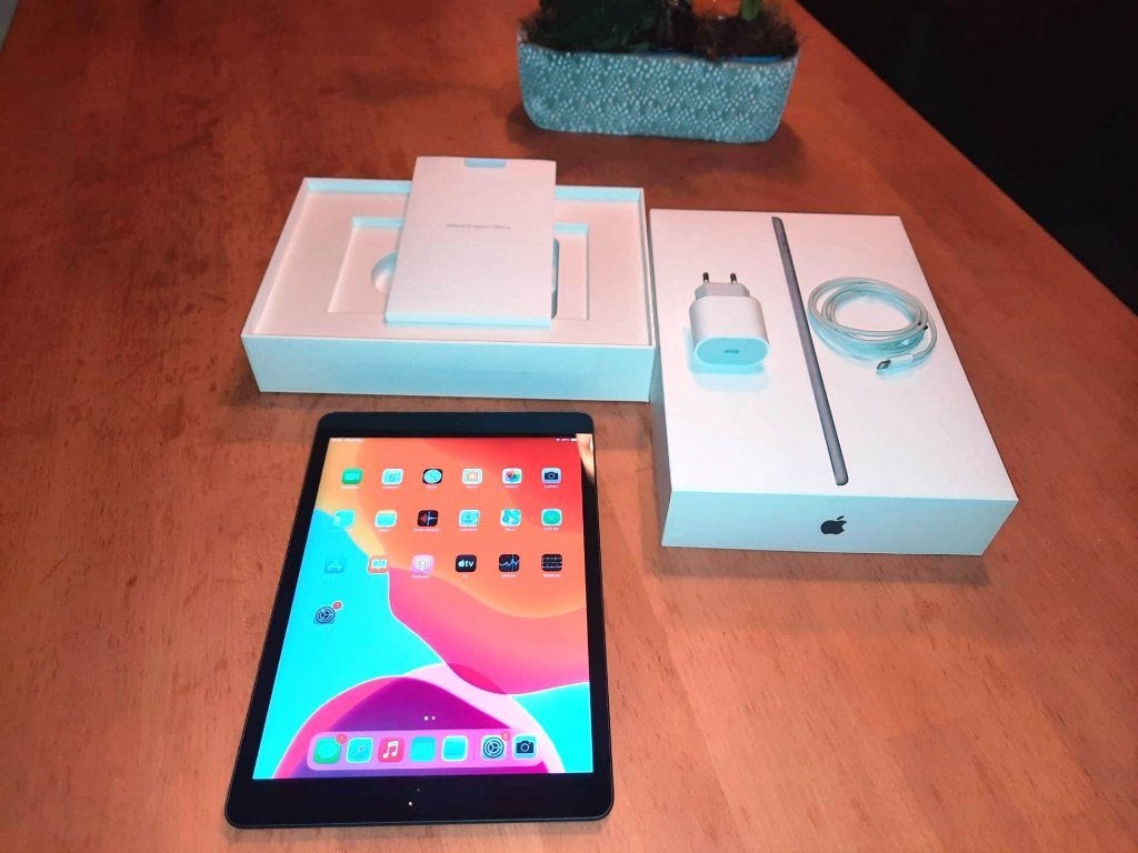 Ipad 9th Gen -256GB / 4G (Mobiel Internet)- Incl Accessoires, Computers en Software, Apple iPads, Apple iPad, Zo goed als nieuw