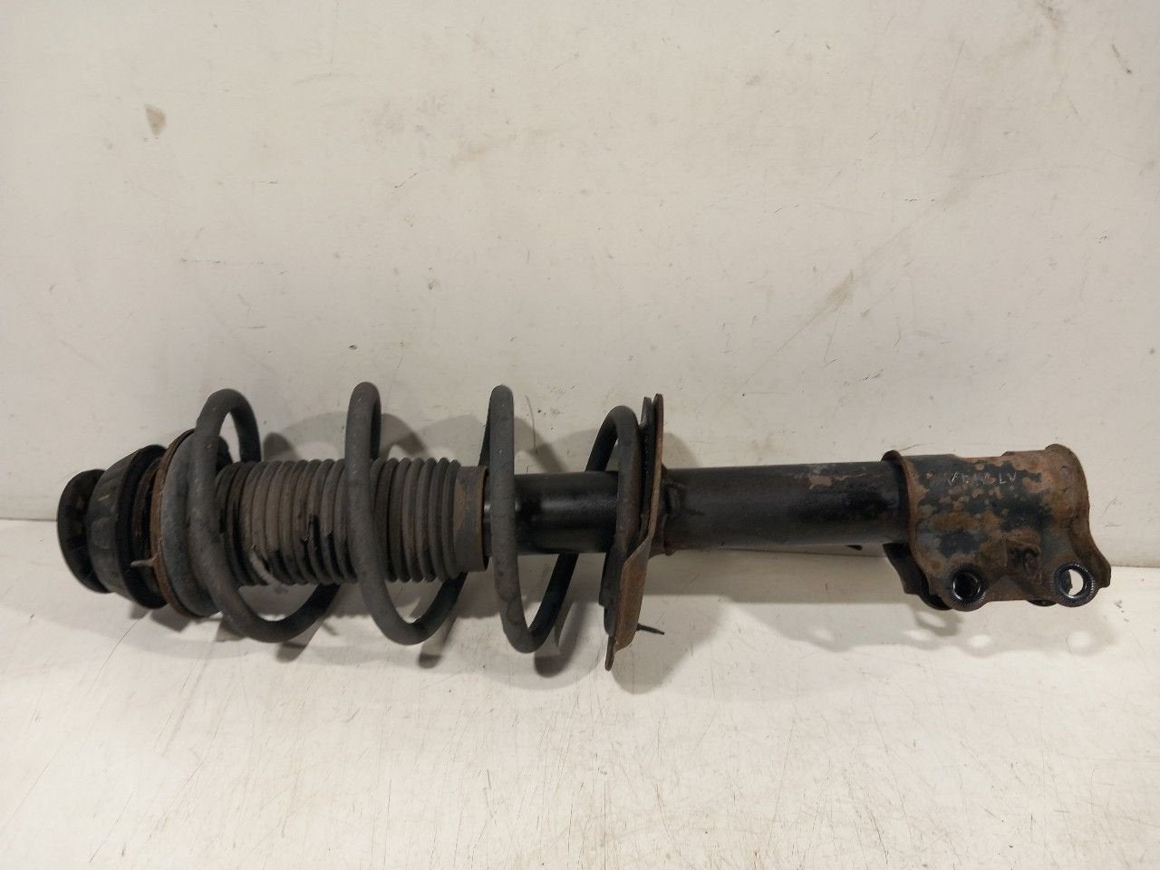 Veerpoot links voor Hyundai iX 20, Onderdelen@venauto.nl, Van der Ven Autorecycling B.V., Gebruikt, Ettenseweg 76, 4706 PB Roosendaal, The Netherlands