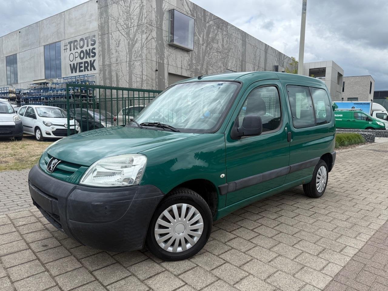 Peugeot Partner 1.4 Benzine | Lichte Vracht | 1 JAAR GARANTI, Auto's, 4 deurs, Stof, 4 cilinders, Bedrijf