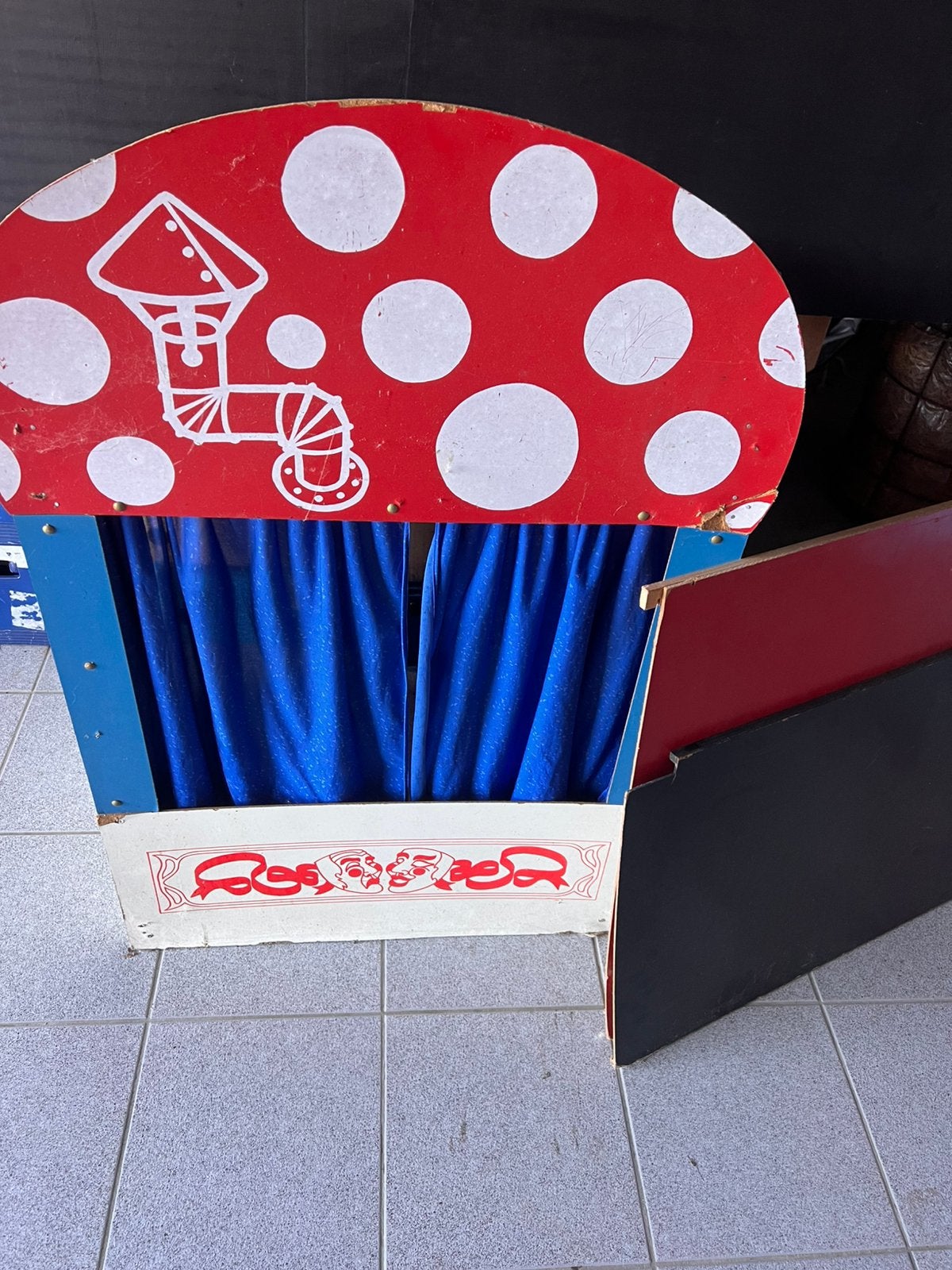 Oude poppenkast, Ophalen of Verzenden, Zo goed als nieuw