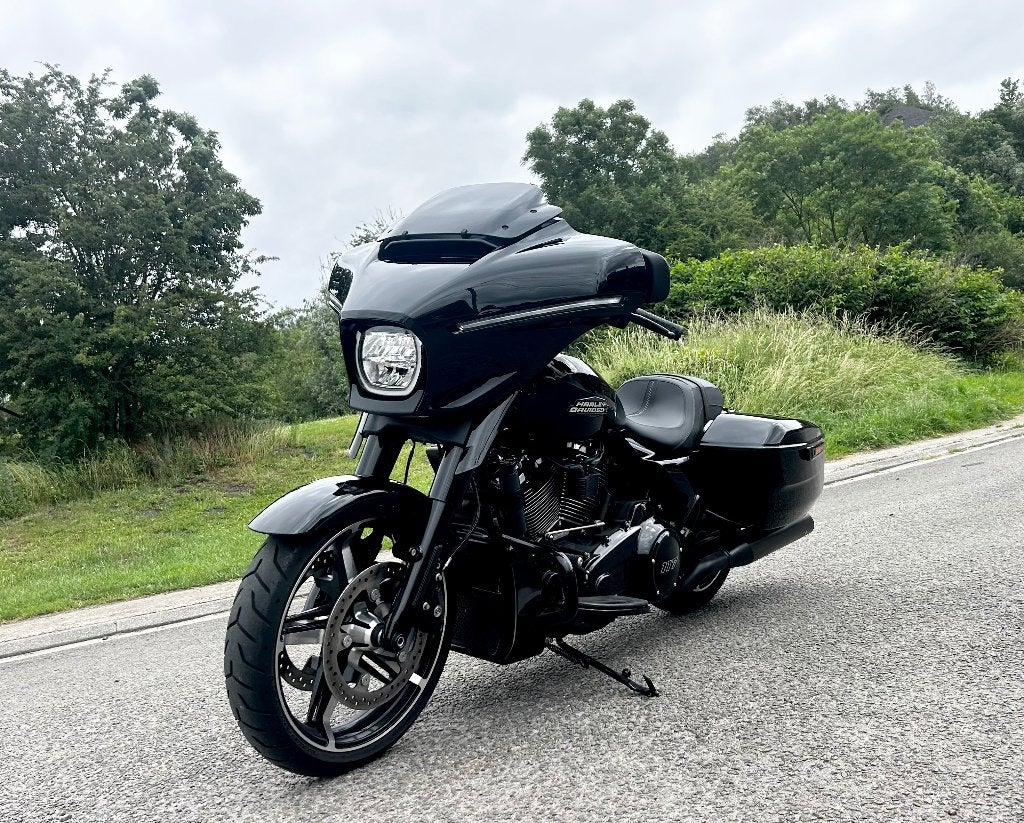 Harley-Davidson Street Glide 2024, Motos, Motos | Harley-Davidson, Tourisme, Plus de 35 kW, 1923 cm³, 2 cylindres