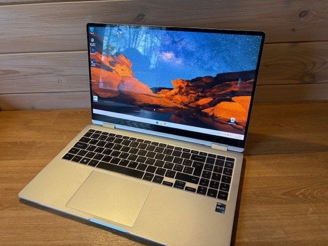 Samsung Galaxy Book3 360, 15.6", i7, 16GB, DUAL SSD 1 & 2TB, Computers en Software, Ophalen, Gebruikt, Intel Core i7 processor