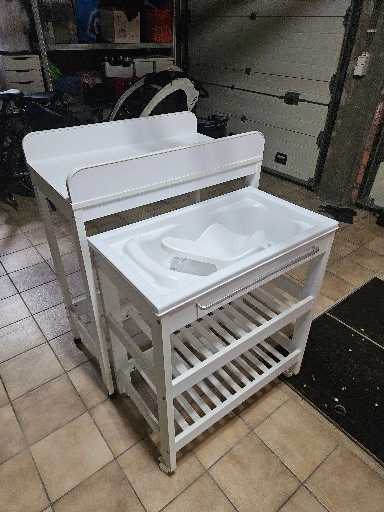 Baby verzorgingtafel + badje + zitje, Gebruikt, Badje, Standaard, Ophalen