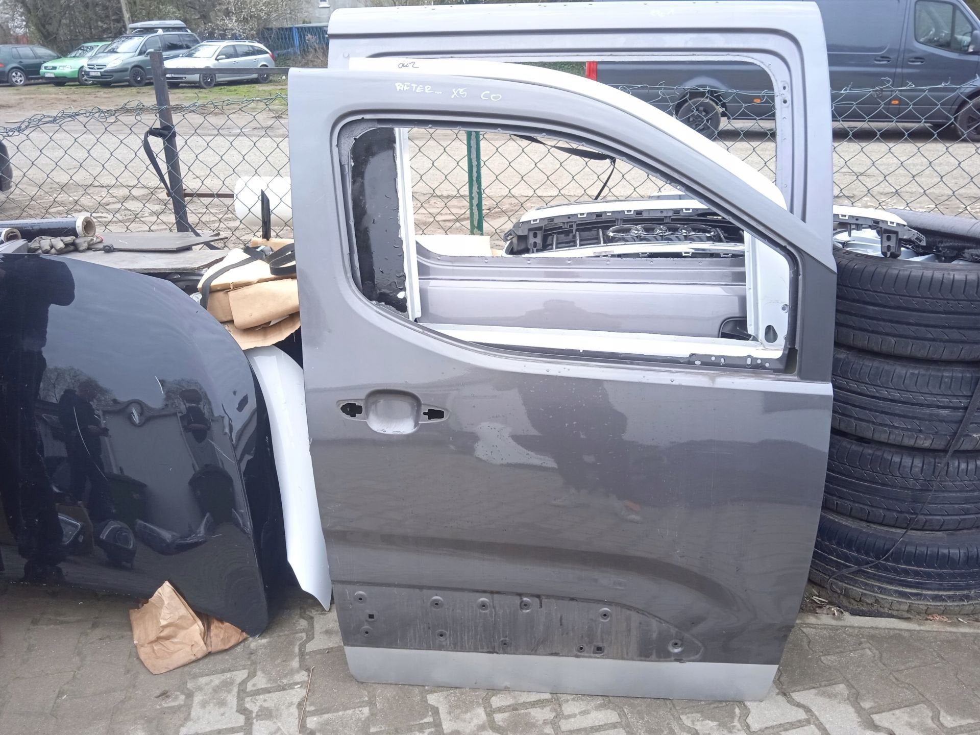 Rifter Berlingo Combo Portier Rechts, Gebruikt, Citroën, Taurusavenue 1
2132 LS  Hoofddorp, NL, Privacyrights-citroen@mpsa.com
