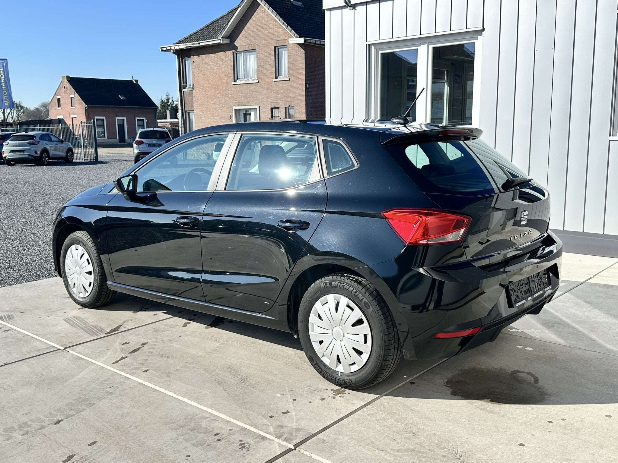 Seat Ibiza Ibiza 1.0i MPI * 12 m garantie *, Stof, Gebruikt, https://public.car-pass.be/vhr/ed9dc389-5518-4d18-9be9-248848244698