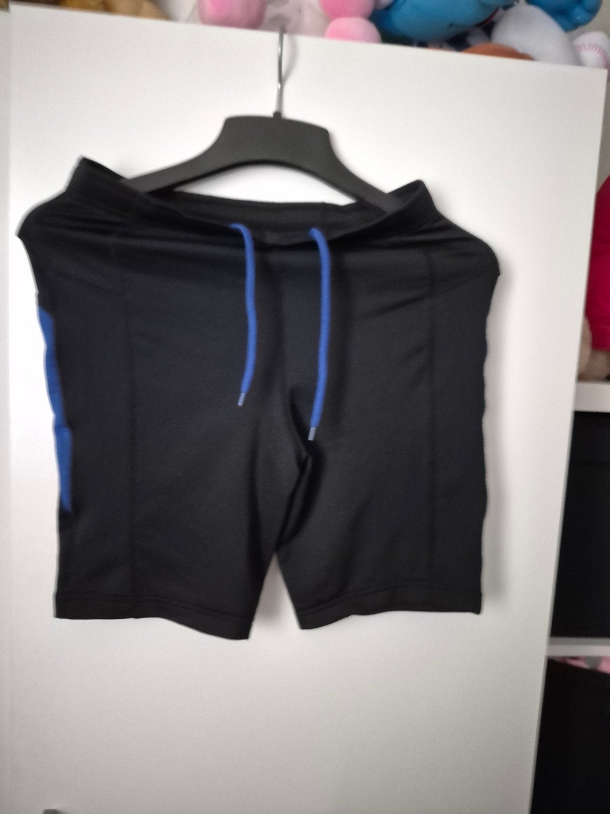 Nieuw sport short maat m, Kleding | Dames, Sportkleding, Ophalen of Verzenden, Maat 38/40 (M)