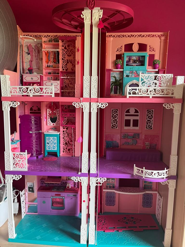 Barbie droomhuis, Kinderen en Baby's, Speelgoed | Poppenhuizen, Ophalen, Zo goed als nieuw