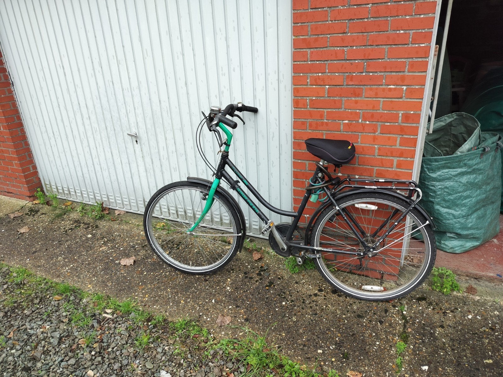 Kettler damesfiets, Enlèvement