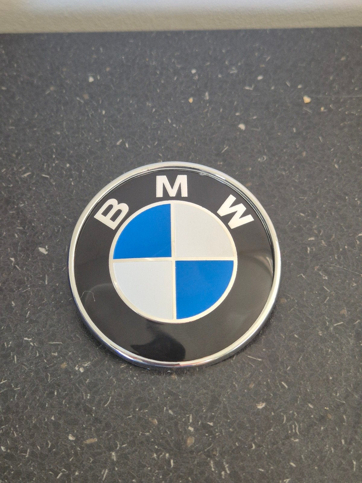 BMW logo achterklep embleem 70mm, Ophalen