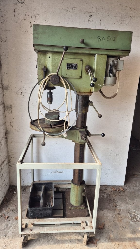 Industriële kolomboormachine, Enlèvement, Utilisé, 400 à 600 watts, Foreuse sur colonne