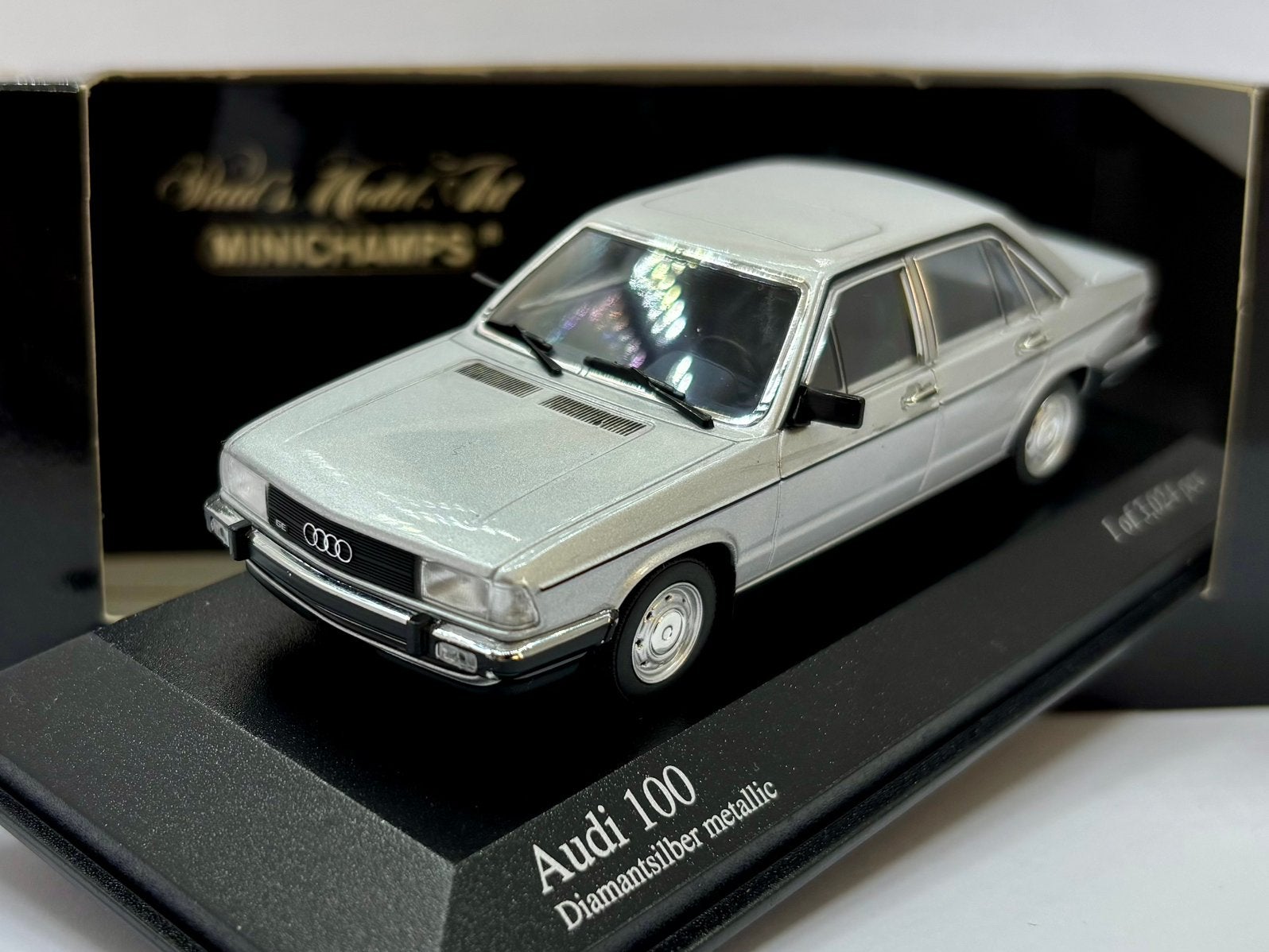 1:43 audi 100 GL 1979 - ZELDZAAM !, Hobby en Vrije tijd, Ophalen of Verzenden, MiniChamps