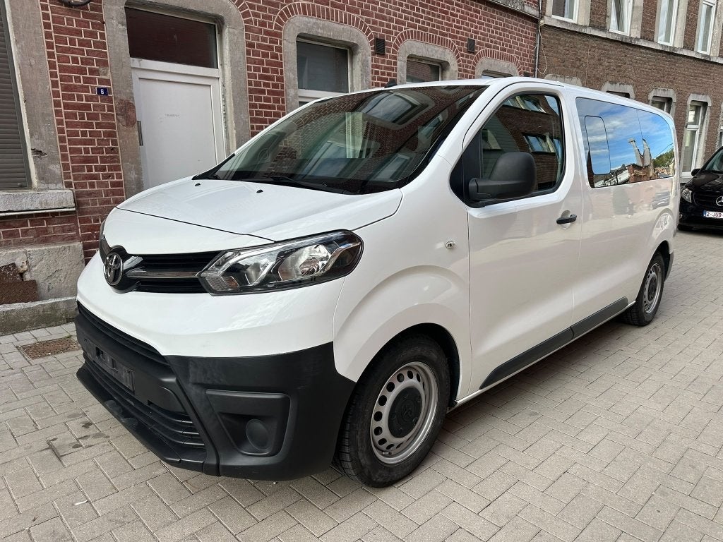TOYOTA PROACE 1.5 DIESEL — 9 ZITPLAATSEN — 45.000 KM, Auto's, Voorwielaandrijving, 4 deurs, Stof, Euro 6