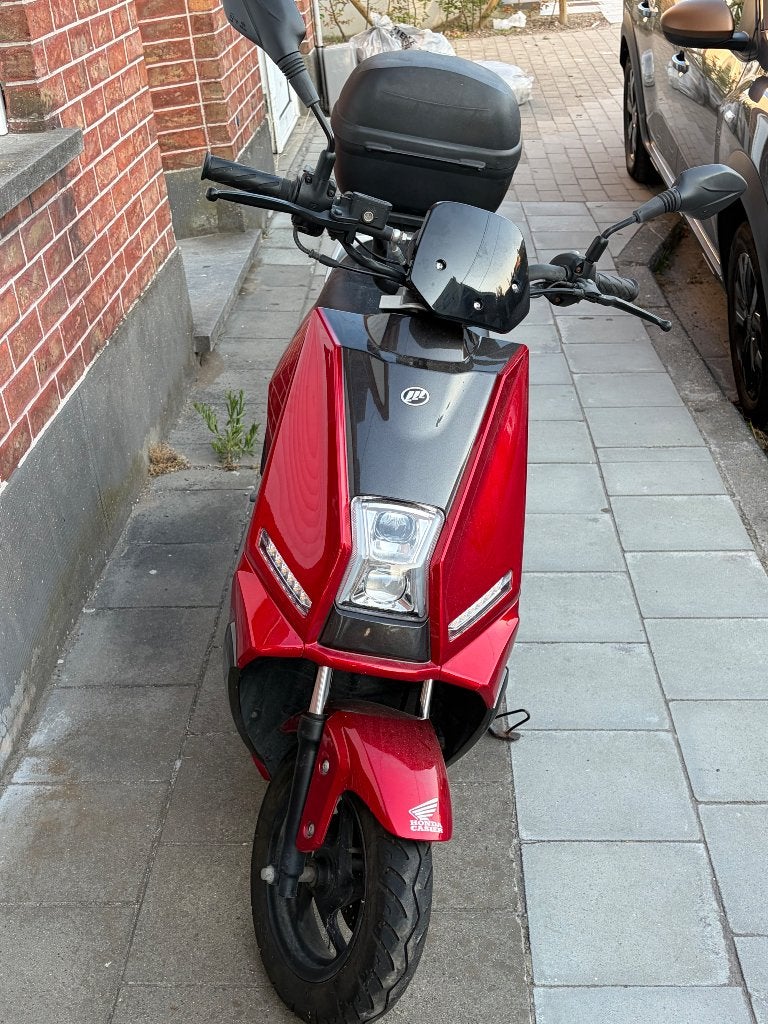 Lifan E3 Elektrische Bromfiets Klasse A, Elektrisch, Zo goed als nieuw, Ophalen, Overige merken