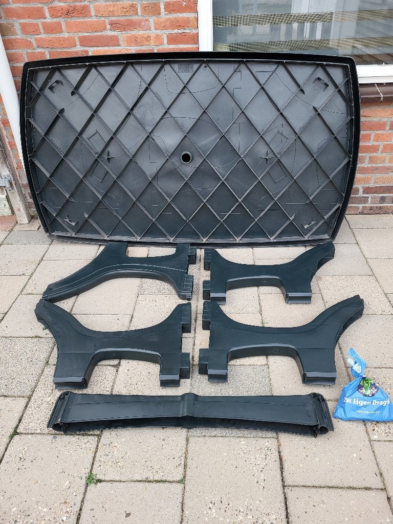 tafel  tuin en terras, Tuin en Terras, Ophalen, Zo goed als nieuw, Rechthoekig, Kunststof
