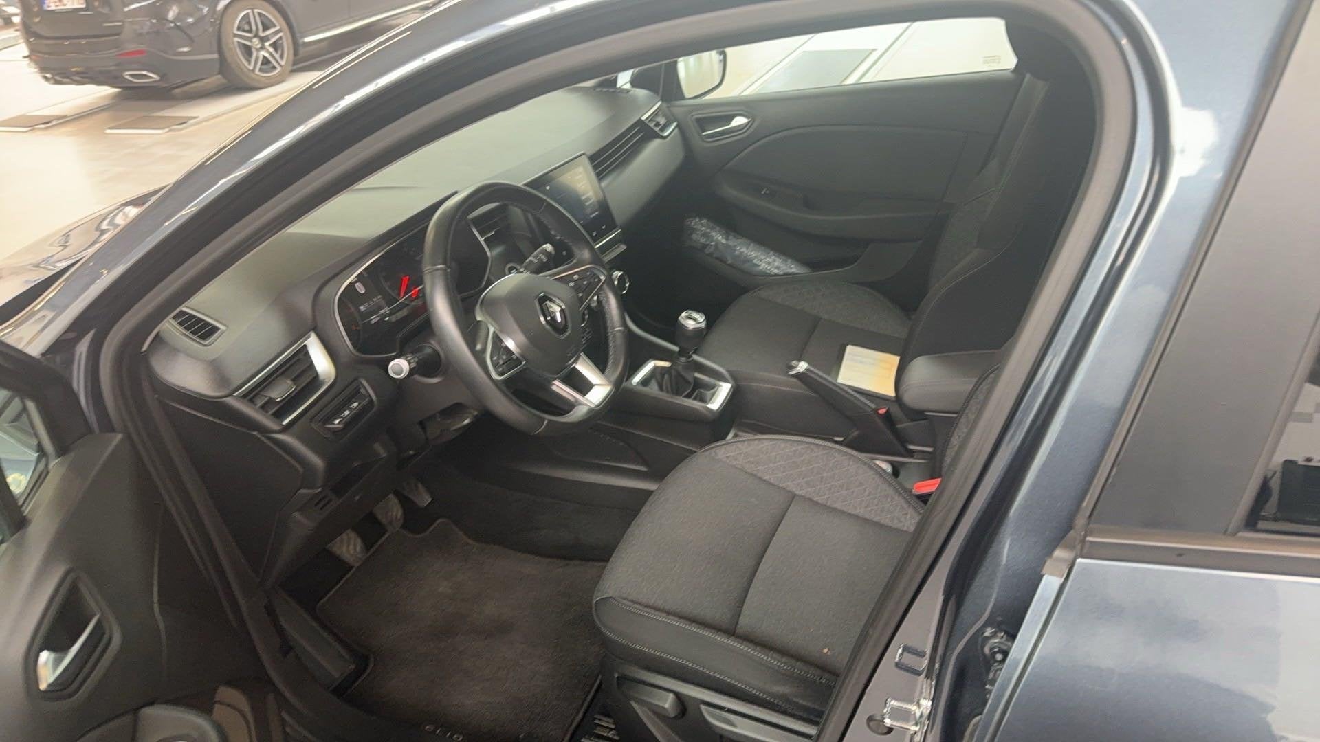 Renault Clio TCe 100 Zen, Autos, Electronic Stability Program (ESP), Argent ou Gris, Achat, 1165 kg