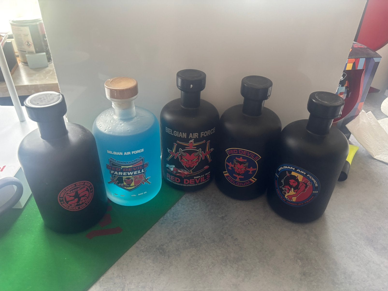 Gin red devils, Verzamelen, Ophalen of Verzenden, Nieuw