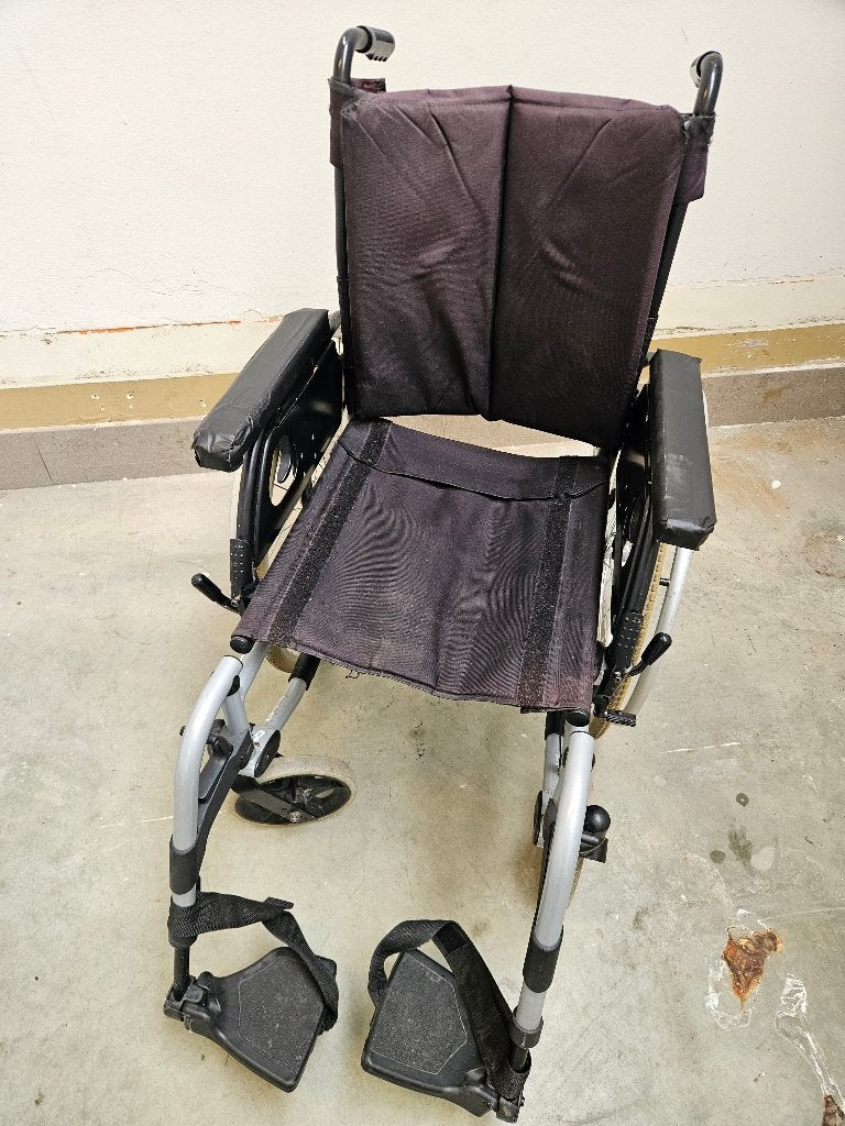 Chaise roulante pliable Breezy RubiX² + Coussin de confort, Enlèvement ou Envoi, Pliant, Utilisé, Fauteuil roulant manuel