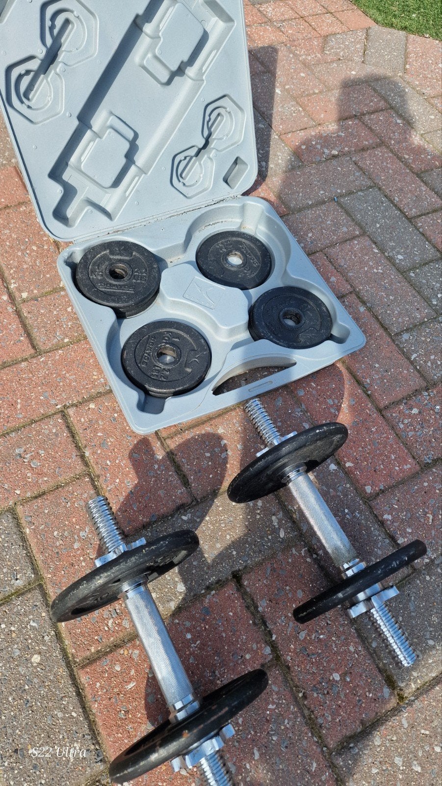 Dumbells, Ophalen