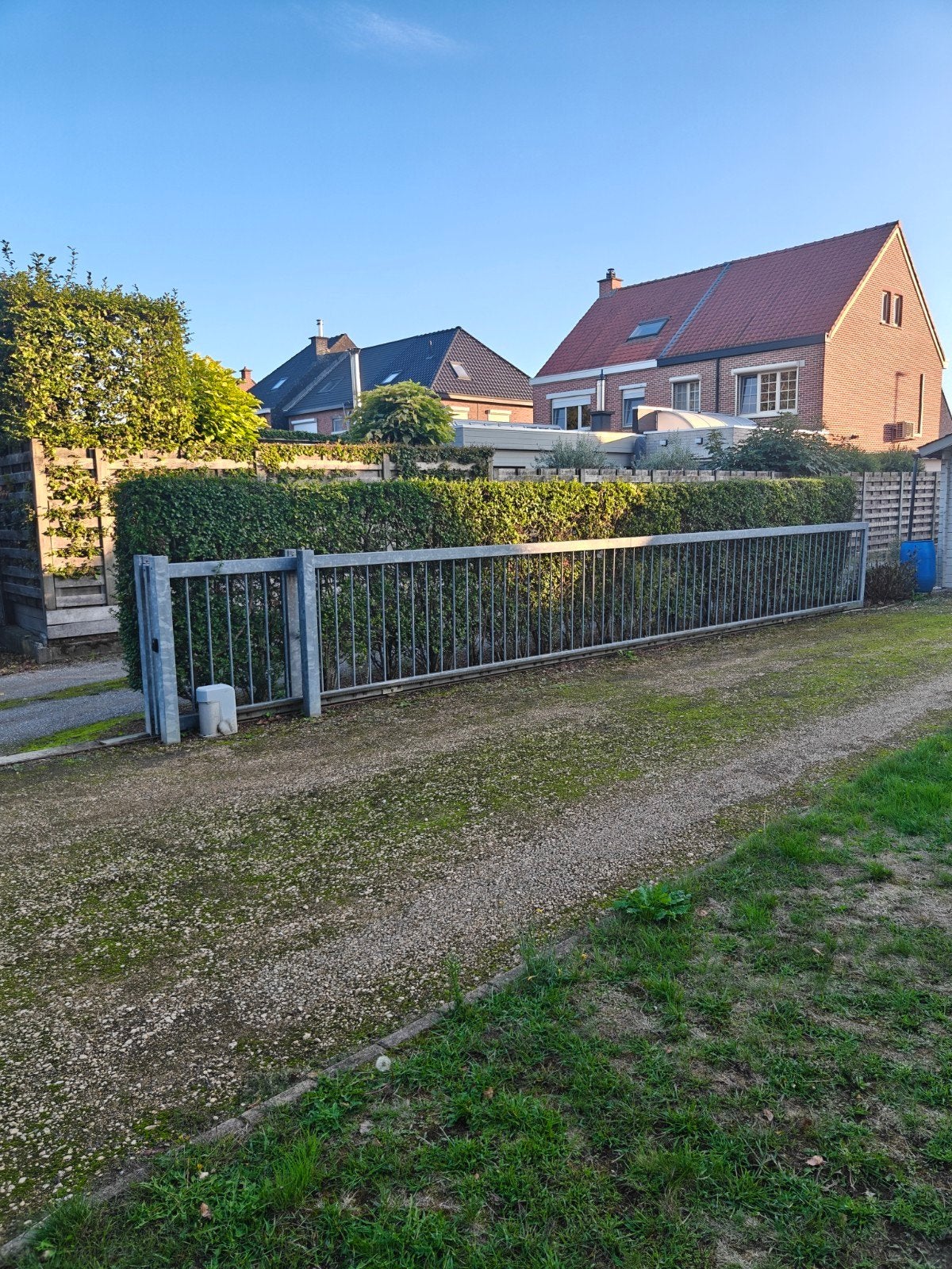 elektrische schuifpoort op rail 10m, Tuin en Terras, Ophalen, Met poort, Gebruikt, Spijlenhekwerk