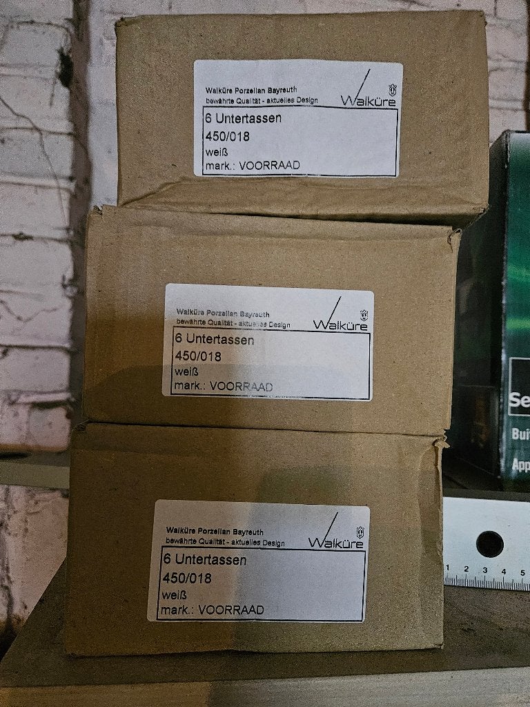 18 koffie schotels, Huis en Inrichting, Ophalen, Overige materialen, Overige merken, Nieuw