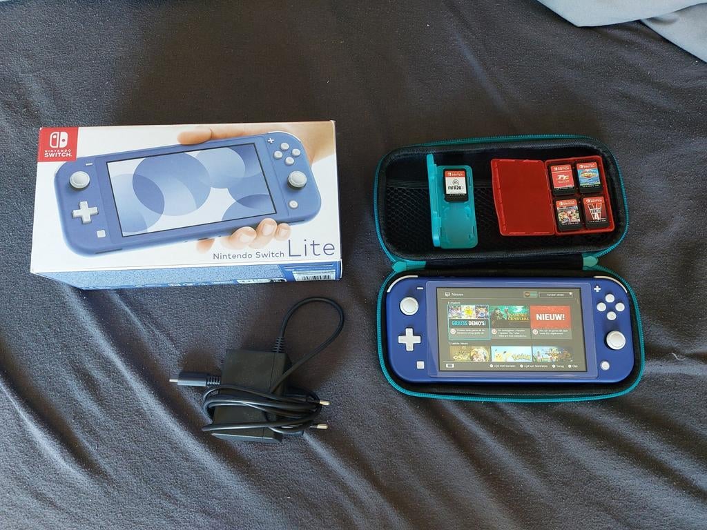 Nintendo Switch Lite met games, Games en Spelcomputers, Ophalen of Verzenden