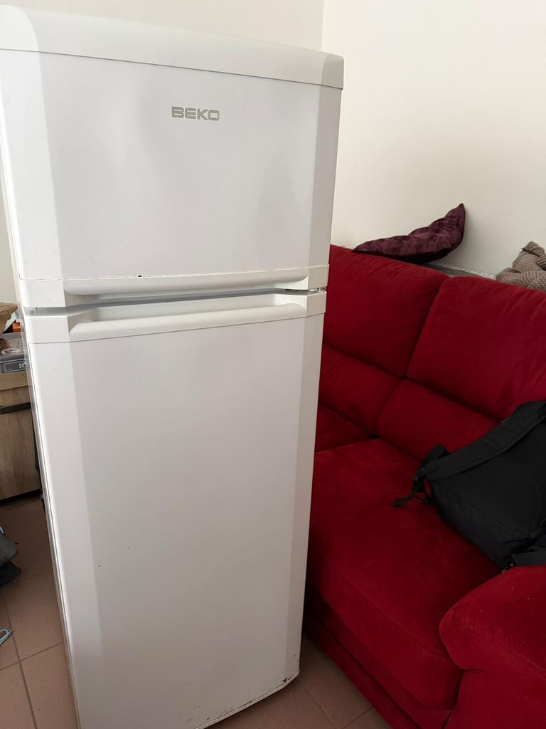 Frigo, Ophalen, Gebruikt, 100 tot 150 liter, 140 tot 160 cm