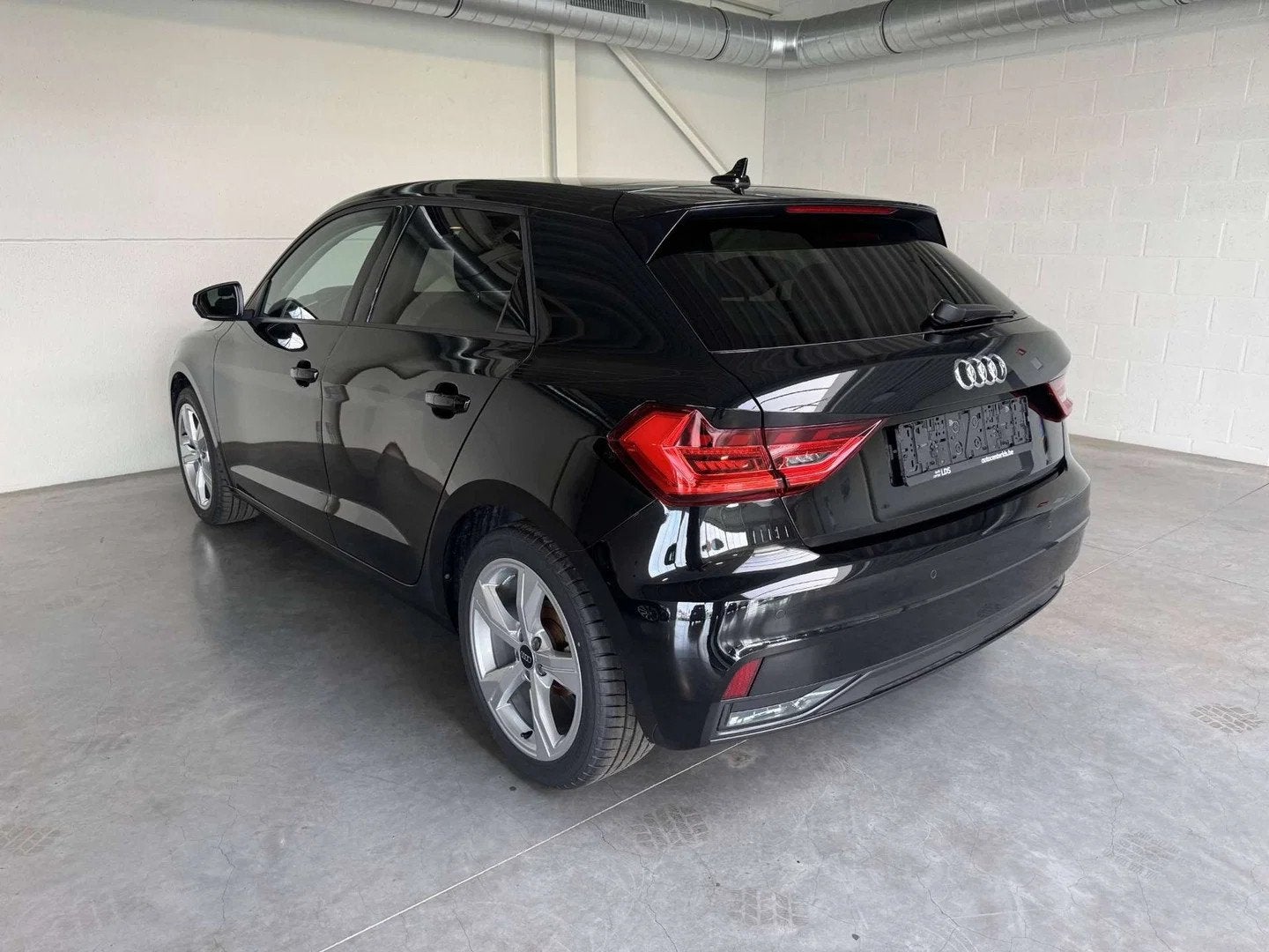 Audi A1 Sportback A1 30 TFSI S tronic - Stoelverwarming, Auto's, Audi, Automaat, Stof, Zwart, 5 deurs