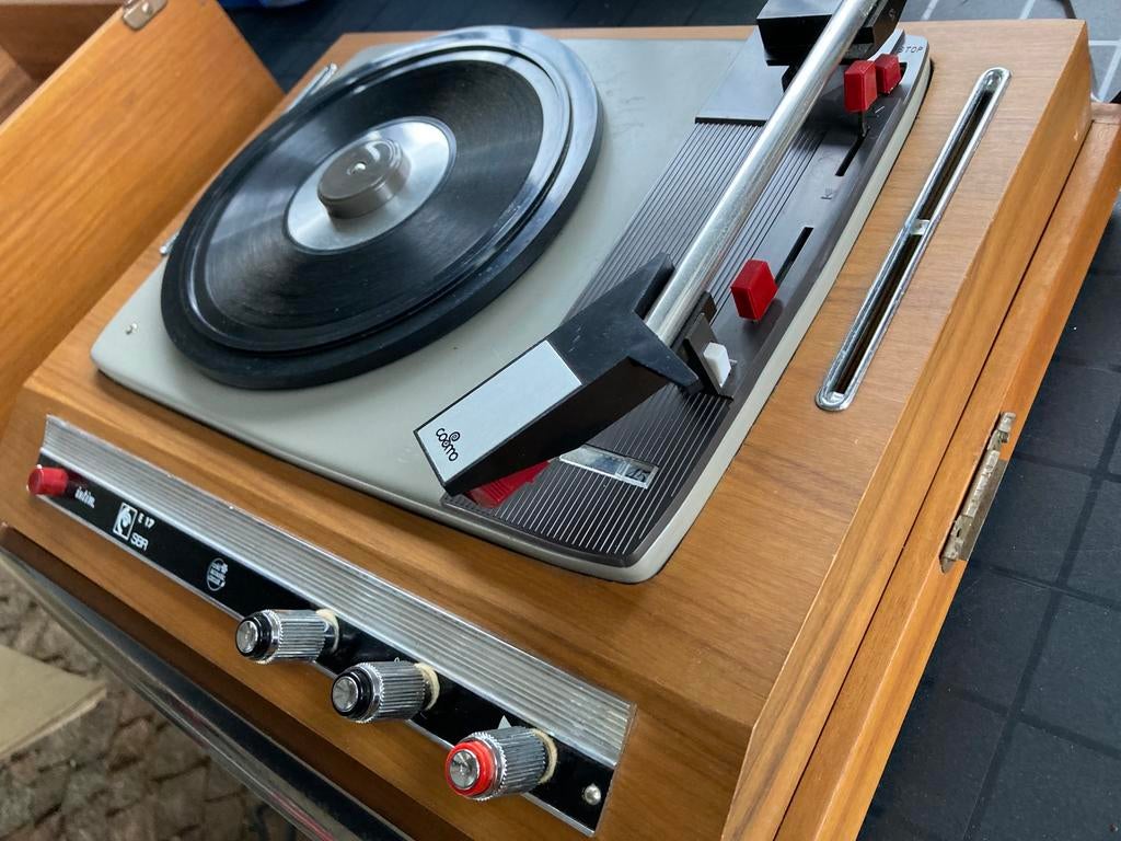 Draagbare platenspeler SBR E17, Ophalen, Zo goed als nieuw, Platenspeler