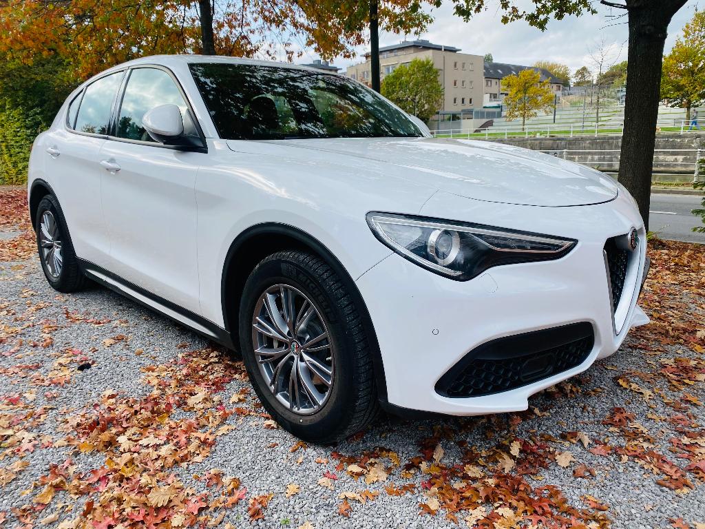 Alfa Romeo Stelvio 11/2019 84000km 160pk full option service, Auto's, Alfa Romeo, Euro 6, 4 cilinders, Wit, Leder
