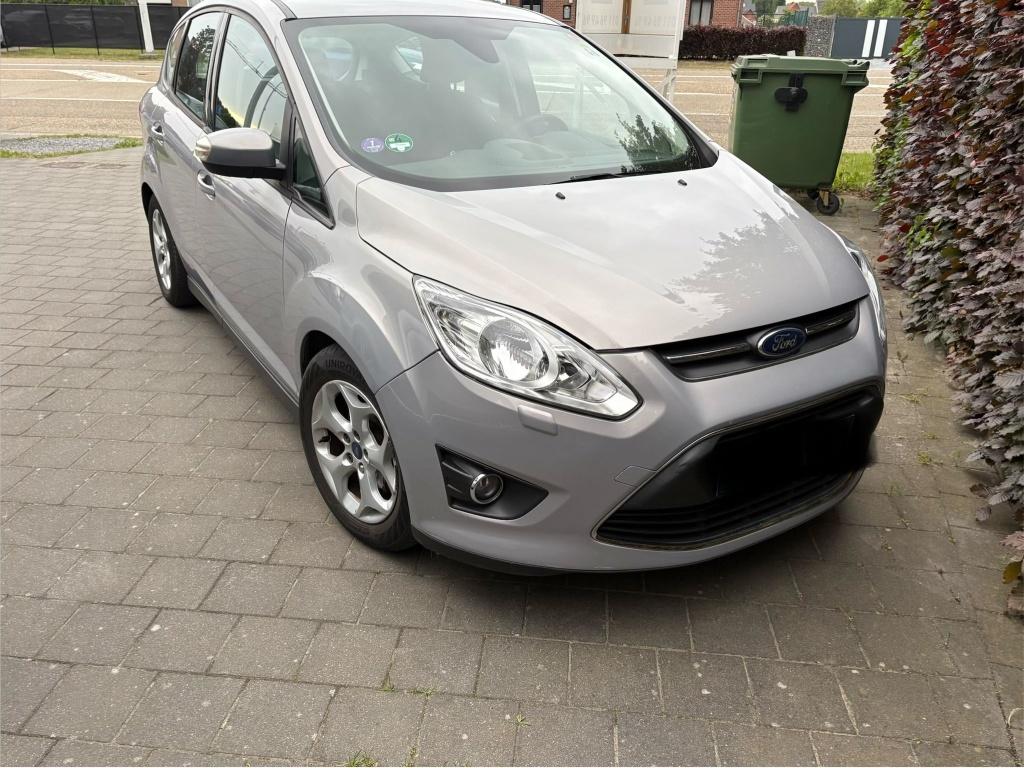 Ford C-Max 1.0i 125 ch Eco Boost Titanium S, Autos, Achat, Entreprise, Boîte manuelle, Entretenue par le concessionnaire