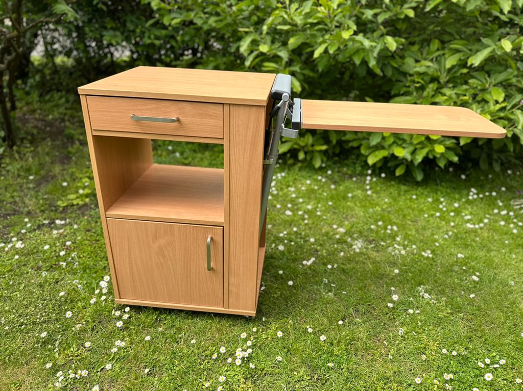 Tafeltje voor bed / ziekenhuisbed, Huis en Inrichting, Ophalen, Gebruikt