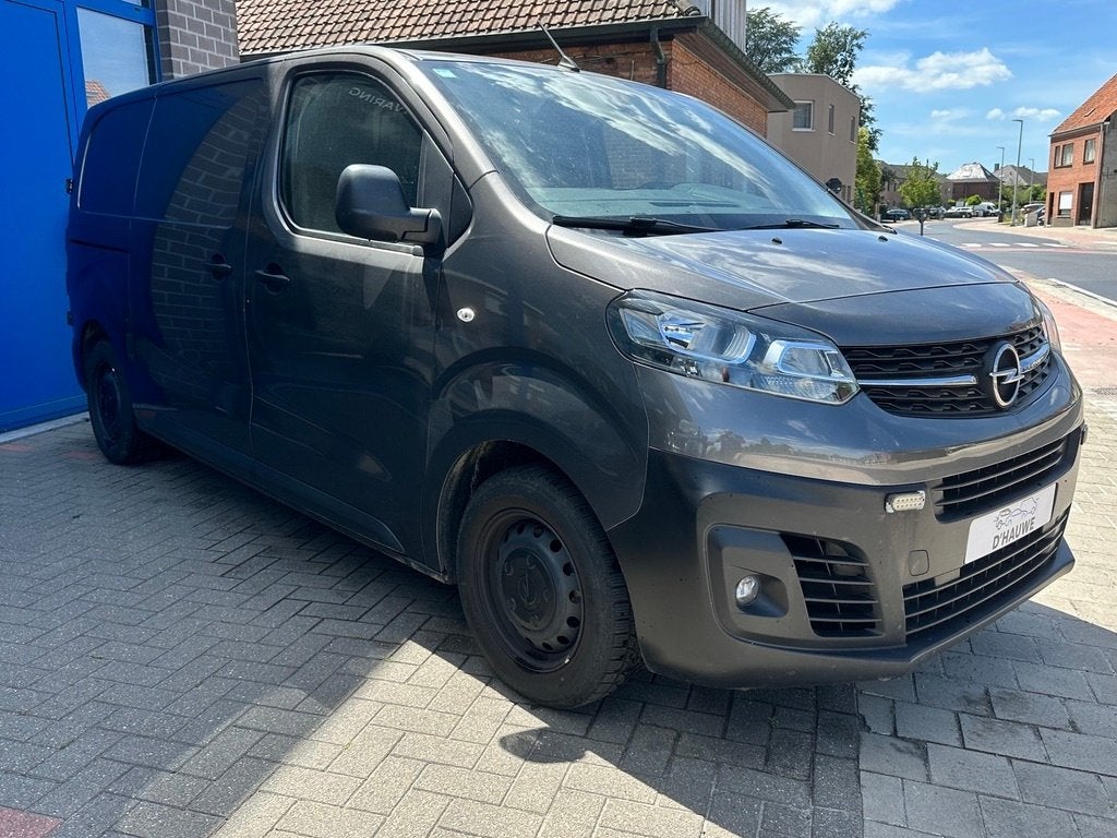 Opel Vivaro *3-zit*camera*trekhaak*navi*, Voorwielaandrijving, Stof, Bedrijf, 201 g/km