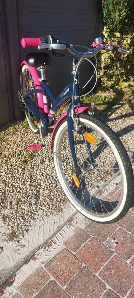 Velo 24pouces filles de 9ans à 12ans et 1m25 à 1m50, Fietsen en Brommers, Fietsen | Meisjes, Versnellingen, Ophalen