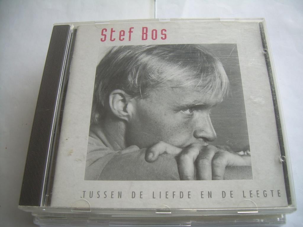 CD - STEF BOS - TUSSEN DE LIEFDE EN DE LEEGTE, Cd's en Dvd's, Ophalen of Verzenden, Zo goed als nieuw, Pop