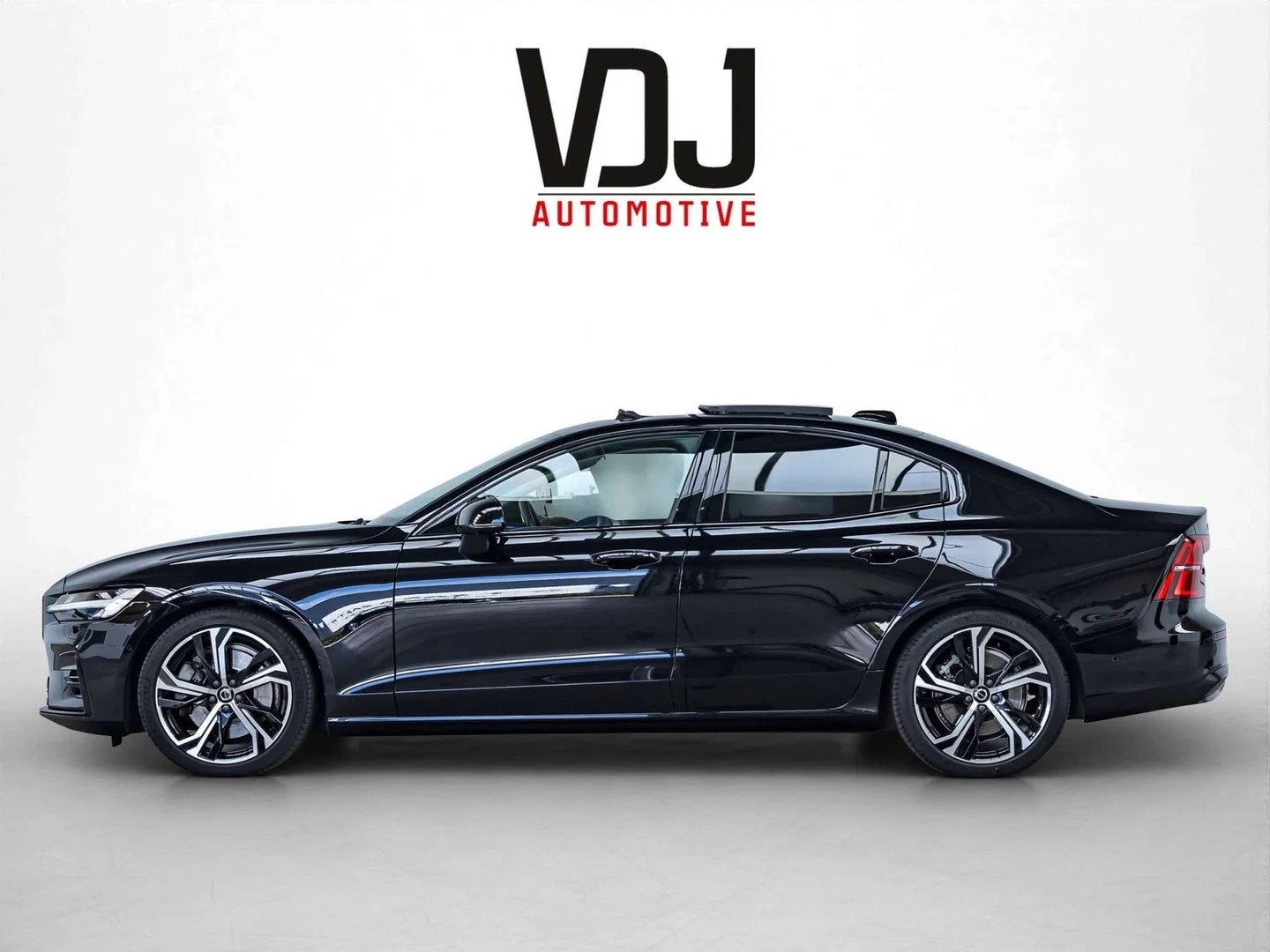 Volvo S60 B5|MHEV|PANO|HARMAN-KARDON|360|HEAD-UP|ZETELVERW, Autos, Achat, S60, Noir, Automatique